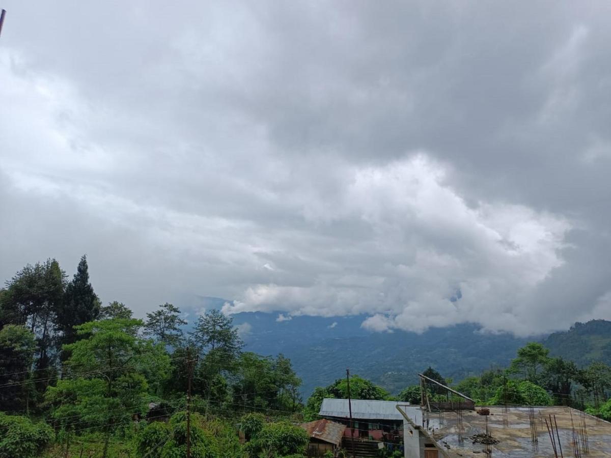 Mairung Gaon Farm Stay Rishop Exterior photo